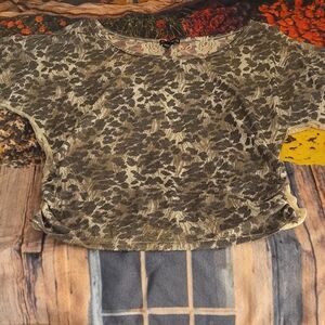 Juniors F.A.N.G Cut-Out Shoulders Lace Top